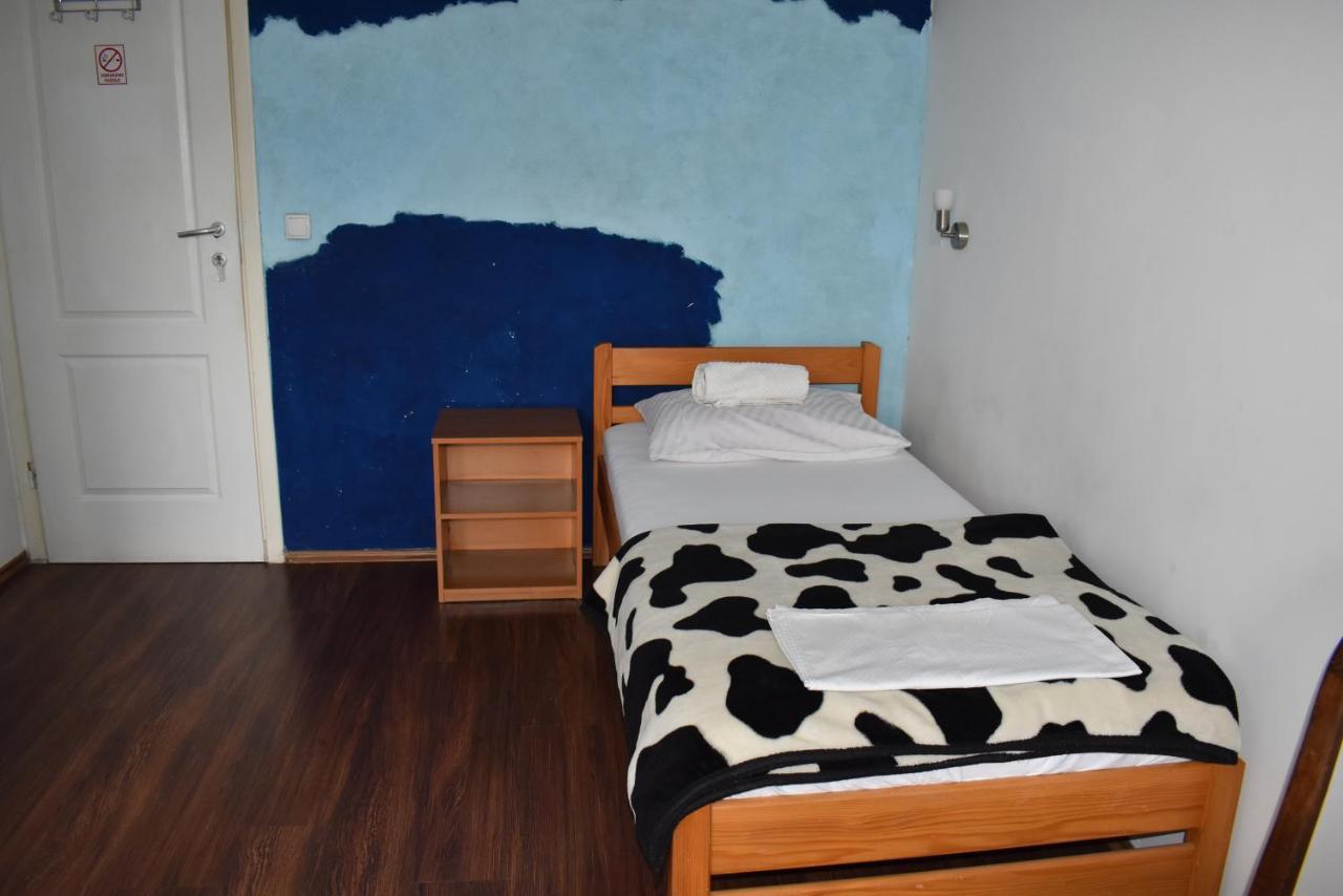 Favela Hostel Zagabria Esterno foto
